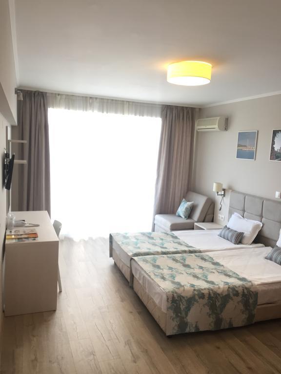 Helios Hotel Balchik Exterior photo